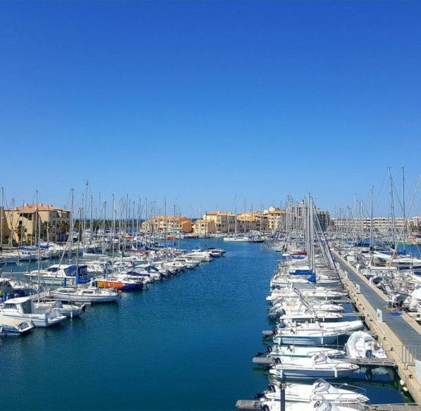 Les Arenes - Port Leucate - Une Chambre - Terrasse - Proche Commerces - Tout Confort Exterior photo